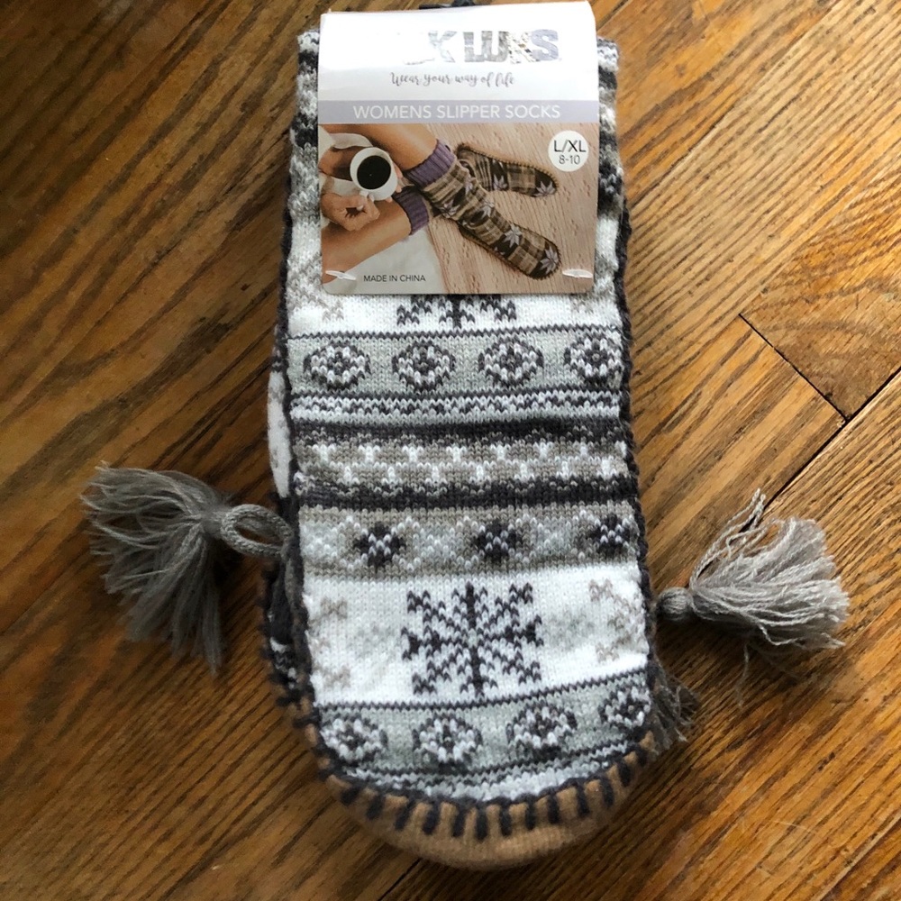 Muk Luks slipper socks